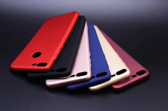 Zore Asus ile uyumlu Zenfone Max Plus (M1) ZB570TL Kılıf Premier Silikon Kapak ürün görseli 1