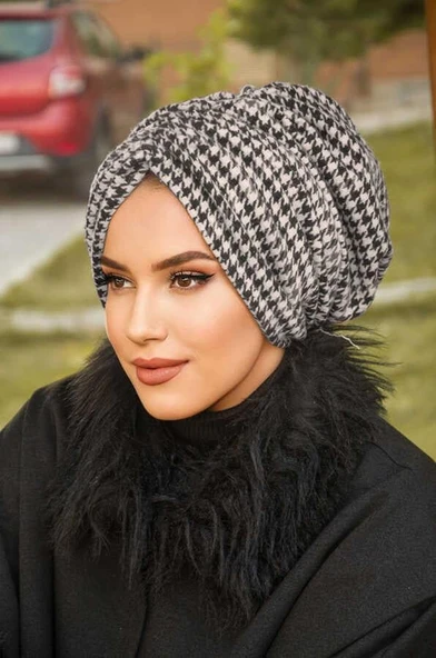 Aişe Tesettür Siyah Kazayağı Büzgülü Bone ürün görseli 1