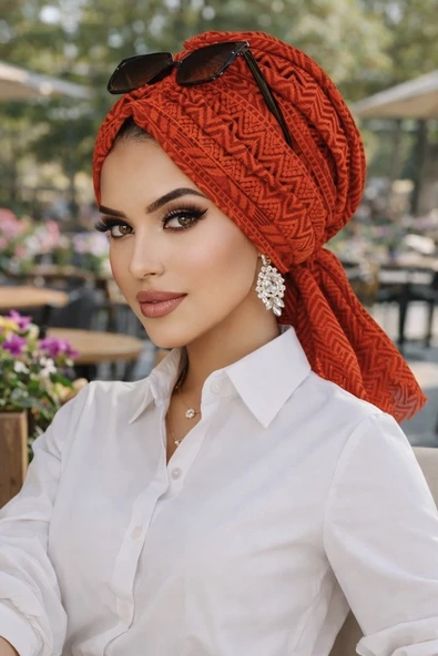 Aişe Tesettür Taba Dantel Tokalı Bone - Resim 2
