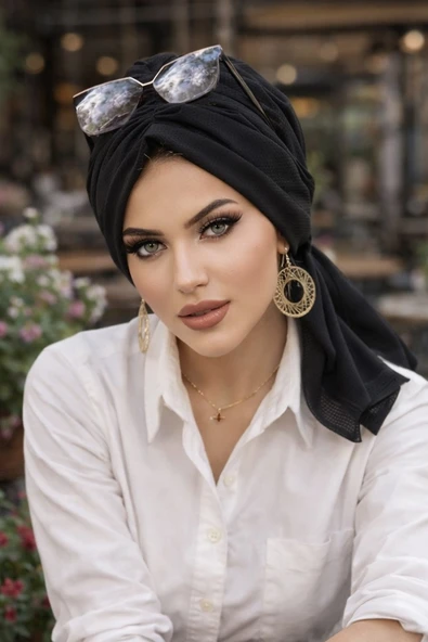 Aişe Tesettür Siyah Tokalı Bone ürün görseli 1