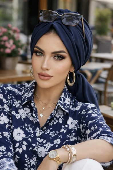 Aişe Tesettür Koyu Lacivert Tokalı Bone ürün görseli 1