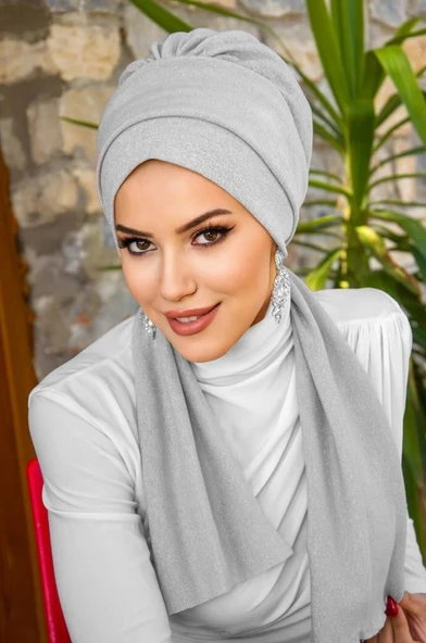 Aişe Tesettür Gümüş Simli Atkılı Tesettür Bone ürün görseli 1