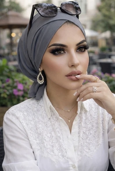 Aişe Tesettür Füme Hazır Çapraz Bone ürün görseli 1