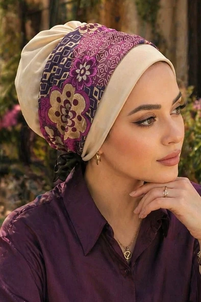 Aişe Tesettür Kemik Çizgi Desen Bantlı Bone ürün görseli 1