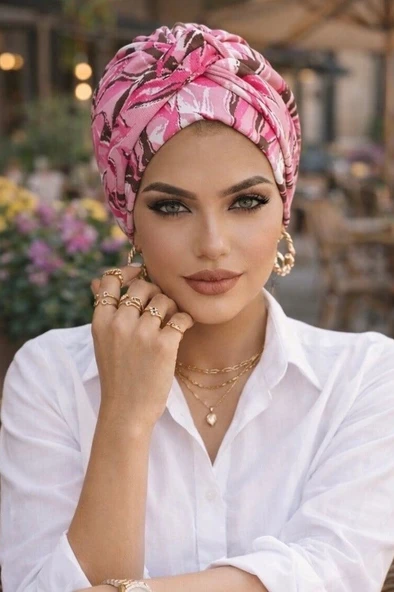 Aişe Tesettür Pudra Pembe Desenli Burgu Bantlı Bone ürün görseli 1