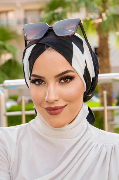 Aişe Tesettür Siyah Beyaz Desen Çapraz Bone - Resim 3