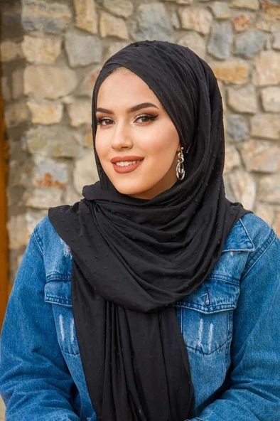 Aişe Tesettür Siyah Ponpon Çapraz Bantlı Hazır Şal ürün görseli 1
