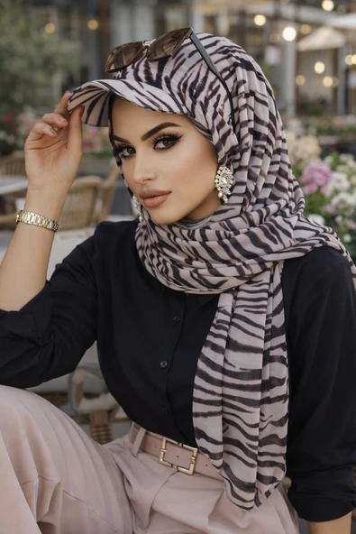 Aişe Tesettür Zebra Desen Kepli Bandana Şapka Şal ürün görseli 1