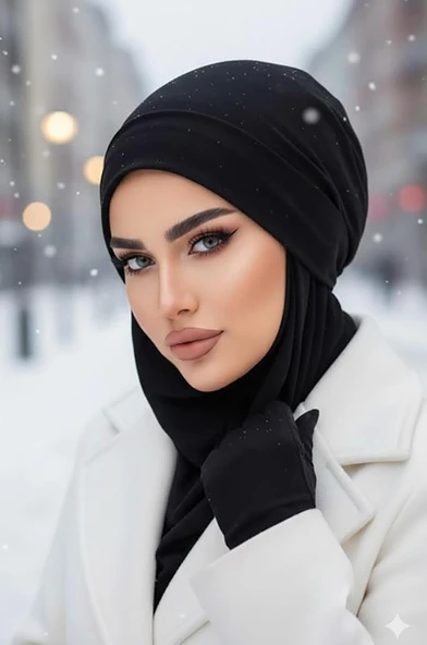 Aişe Tesettür Siyah İnce Maskeli Bere ürün görseli 1