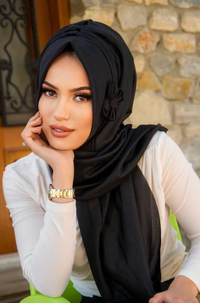 Aişe Tesettür Siyah Çiçekli Pratik Şal ürün görseli 1