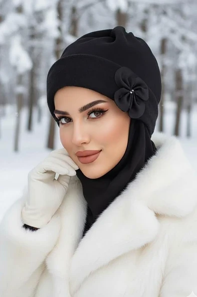 Aişe Tesettür Siyah Çiçek Maskeli Bere ürün görseli 1