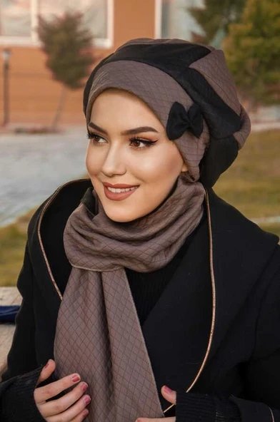 Aişe Tesettür Vizon Siyah Fiyonklu Kapitone Tesettür Bere ürün görseli 1