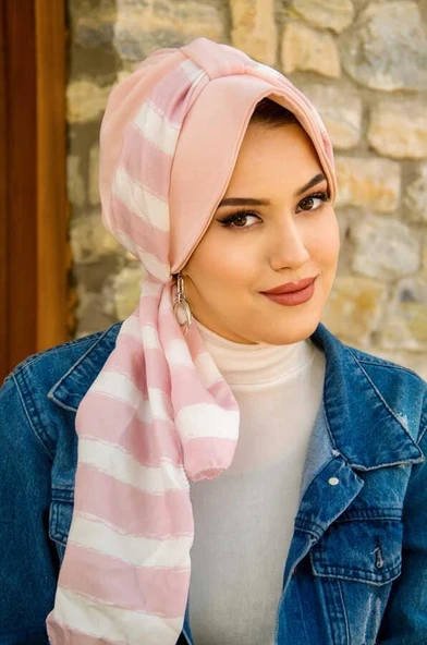 Aişe Tesettür Pudra Beyaz Çizgili Şapka Bone ürün görseli 1