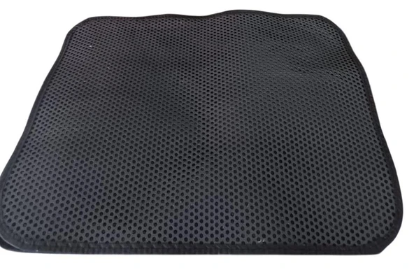Pet Mamacı Eko Büyük Elekli Çift Katlı Kedi Kumu Paspası 80X60 cm ürün görseli 1