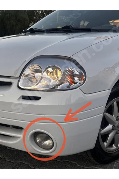 Renault Clio Mk2 Sis Farı Çerçevesi ürün görseli 1