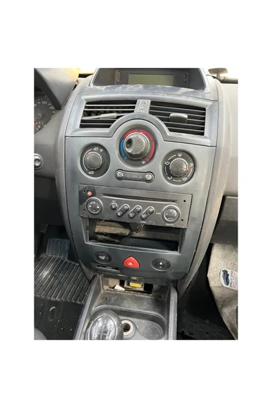 Megane 2 Uyumlu Manuel Klima Çerçevesi ürün görseli 1
