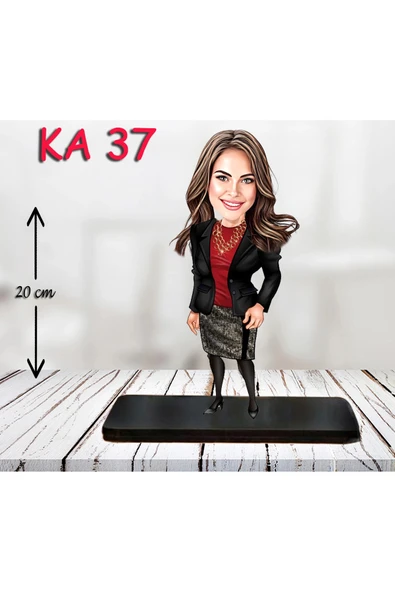 Kişiye Özel Ahşap Biblo - Takım Elbiseli Kadın Karikatür Biblo 8 ürün görseli 1