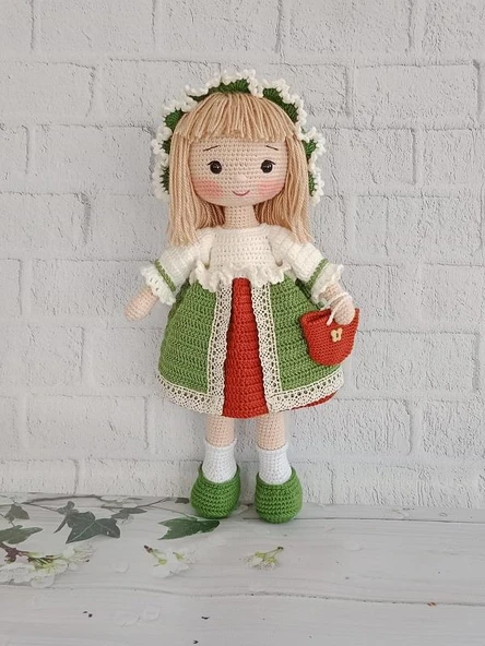 Yeşil Yaban Gülü Bebek Amigurumi Organik Oyuncak ürün görseli 1