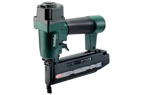 METABO DSN 50 Havalı Çivi Çakma Tabancası ürün görseli 1