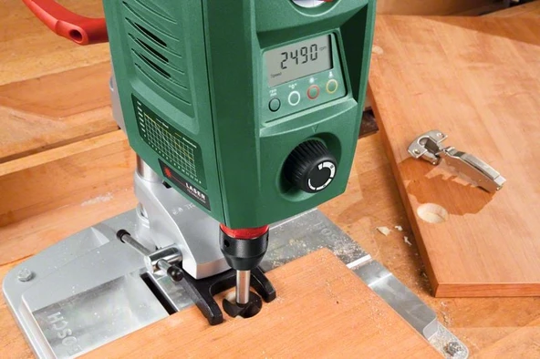 BOSCH PBD 40 Sütunlu Matkap 710 Watt - Resim 4