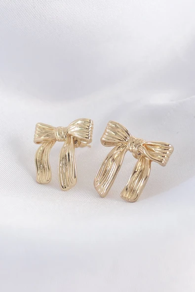 Pirinç Gold Renk Çizgi Detay Fiyonk Küpe - TJ-BKP8934 ürün görseli 1