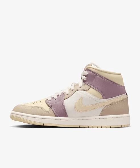 Jordan Air 1 Mid    HV2370-100 ürün görseli 1