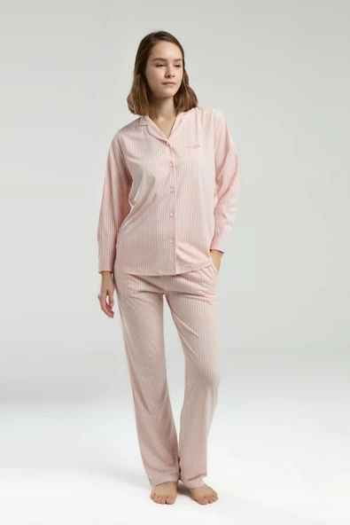 Pierre Cardin Premium Kadın Pamuklu Modal Kumaş Çizgili Önden Düğmeli Uzun Kollu Kutulu Pijama Takım ürün görseli 1