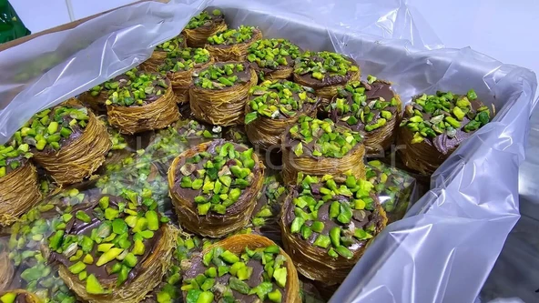 Toptan Kadayıflı Bülbül Yuvası Lokumu Çikolatalı 10 Kg ürün görseli 1