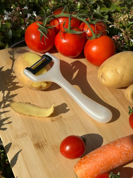 Solingen Pırıltılı Beyaz Sapan Soyacak – Paslanmaz Alman Çeliği, Ergonomik Sap, Yüksek Keskinlik ürün görseli 1