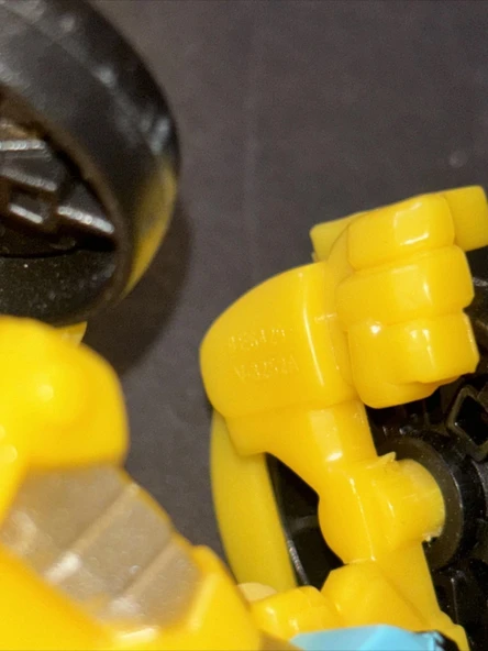 Hasbro Transformers Playskool Rescue Bot - Bumblebee Action Figure mini - Resim 5