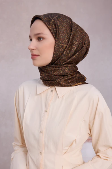 Çiçek Desen İpek Twill Eşarp 4208D01 ürün görseli 1