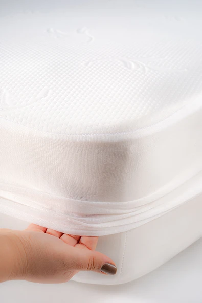 Limon Soft Sıvı Geçirmez Yatak Alezi Jakarlı Fitted Full Kenar Yatak Koruyucu Beyaz ürün görseli 1