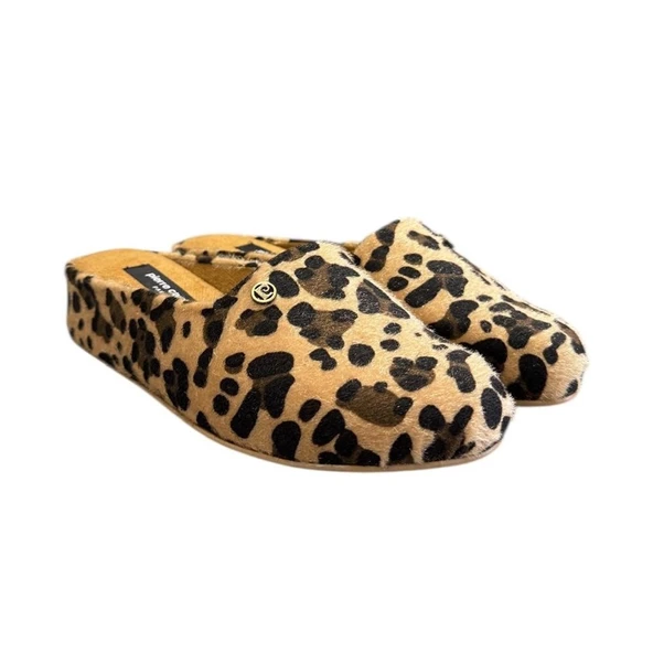 Pierre Cardin Leopar Kapalı Kışlık Bayan Terlik Halı Terliği ürün görseli 1