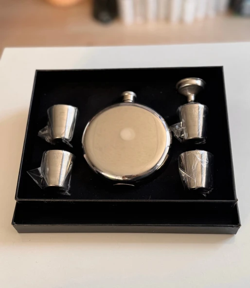 4 Bardaklı Çelik Matara Silver ürün görseli 1