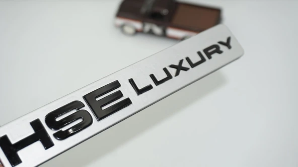 DK Tuning Land Rover Discovery 4 HSE Luxury Gri Siyah Beyaz Logo Amblem ürün görseli 1