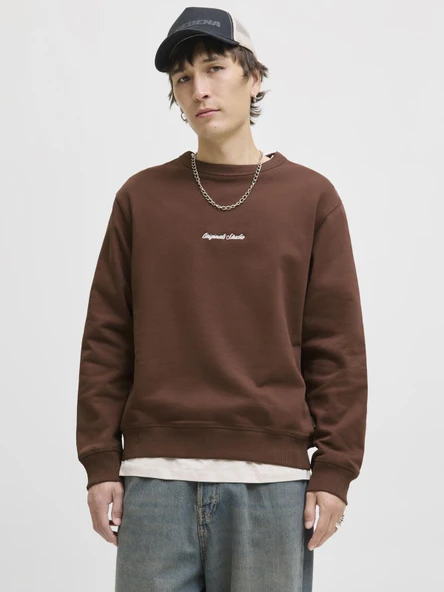JORNORREBRO EMB SWEAT CREW NOOS Deep Mahogany Deep Mahogany M ürün görseli 1