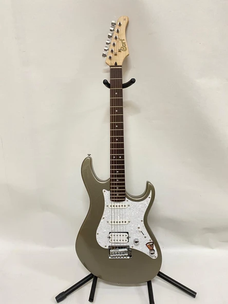 Cort G250SVM Gümüş Metalik Elektro Gitar- OUTLET Kozmetik Defolu (SIFIR ÜRÜN Ton ve Sap Dengesi Sorunsuz) ürün görseli 1