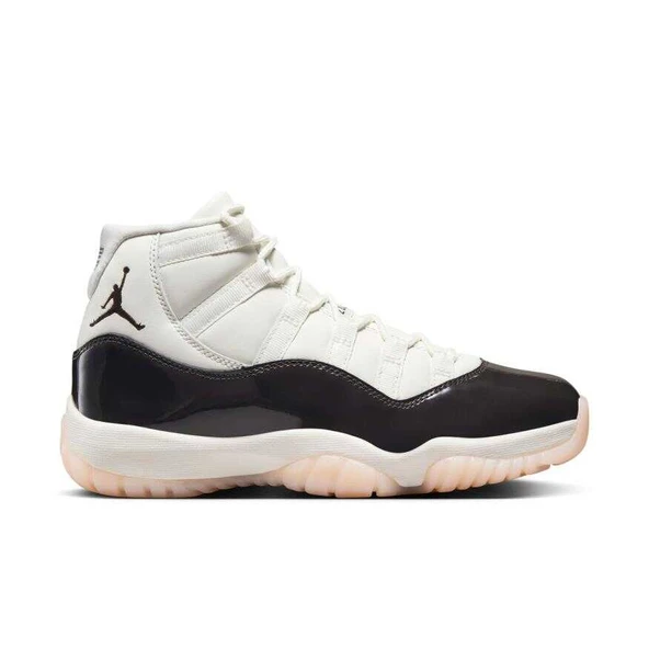 Air Jordan 11 Kadın Basketbol Ayakkabısı    AR0715-101 ürün görseli 1
