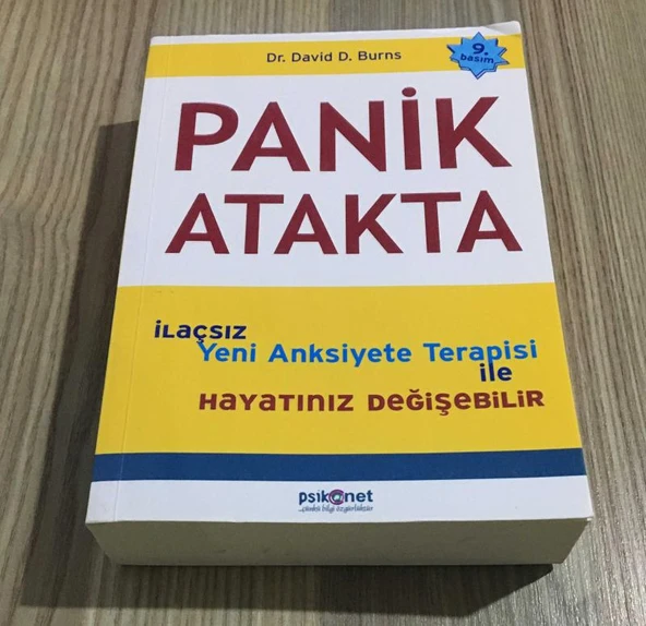 PANİK ATAKTA İlaçsız Yeni Anksiyete Terapisi ile Hayatını Değişebilir 9.BASIM (Sahafiye Kitap) ürün görseli 1
