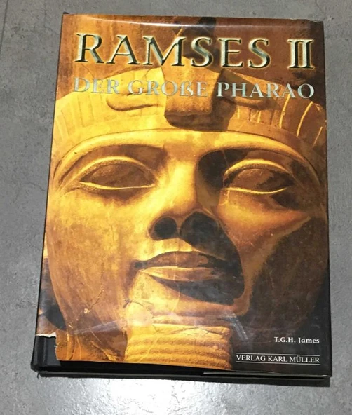 RAMSES II ( Der Grobe Pharao ) (Sahafiye Kitap) ürün görseli 1