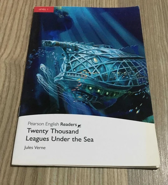 Twenty Thousand Leagues Under the Sea LEVEL 1 (Sahafiye Kitap) ürün görseli 1