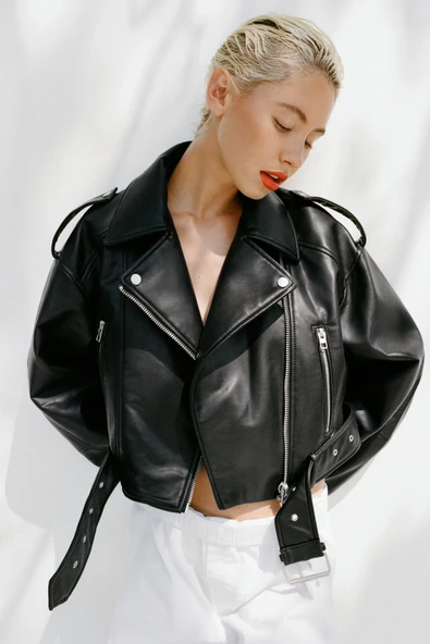 Kemerli Suni Deri Crop Biker Ceket ürün görseli 1
