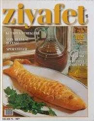 Ziyafet Sayı: 15 Tam 105 Tarif "Kütahya Yemekleri + Ayın Meyvesi: Şeftali + Aperatifler + Diyet Mutfağı + Bezelyeli Tarifler" 1998 Yılı Ciltli, Kuşe Kağıda, Renkli İlk Baskısı ürün görseli 1