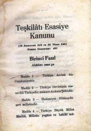 Polisi İlgilendiren Kanunlar Serisi / Teşkilatı Esasiye Kanunu Birinci Fasıl - 1936 Yılı Bez Ciltli İlk Baskısı ürün görseli 1