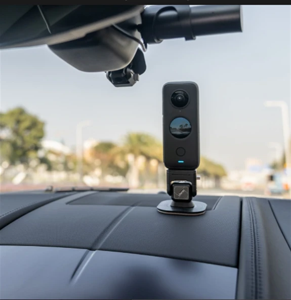Insta360 Dash Cam Mount ürün görseli 1