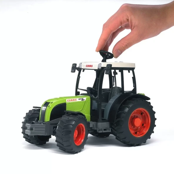 Bruder Claas Nectis 267 Traktör BR02110 ürün görseli 1
