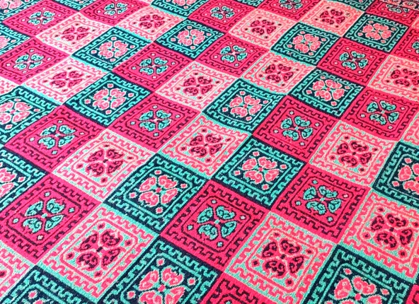 Çift Taraflı 3 Mekik Karo Desen Pamuklu Makine Dokuma Kilim ürün görseli 1