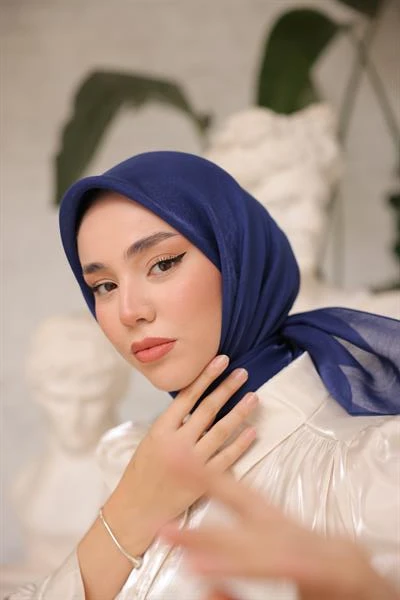 Abiye Eşarp Gece Mavi ürün görseli 1