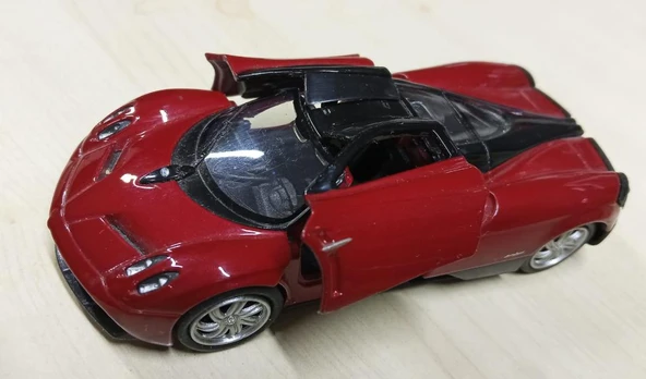 Oyuncak Metal Model Araba 1/36 Çek Bırak Kırmızı Pagani Huayra ürün görseli 1