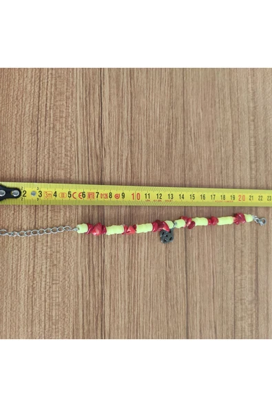 Kırmızı Mercan Taşı & Neon Heishi Boncuklu El Yapımı Bileklik (Hediyelik Paket olarak Kargolanır.) ürün görseli 1